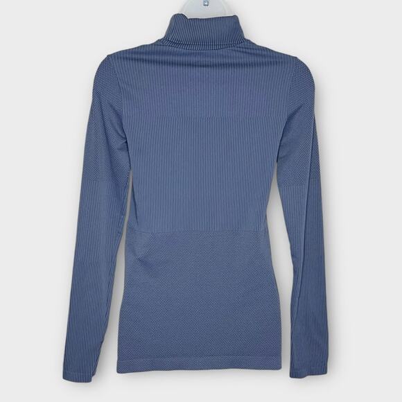 ATHLETA gray ribbed & dot texture turtleneck stretchy fit size small - Picture 2 of 5